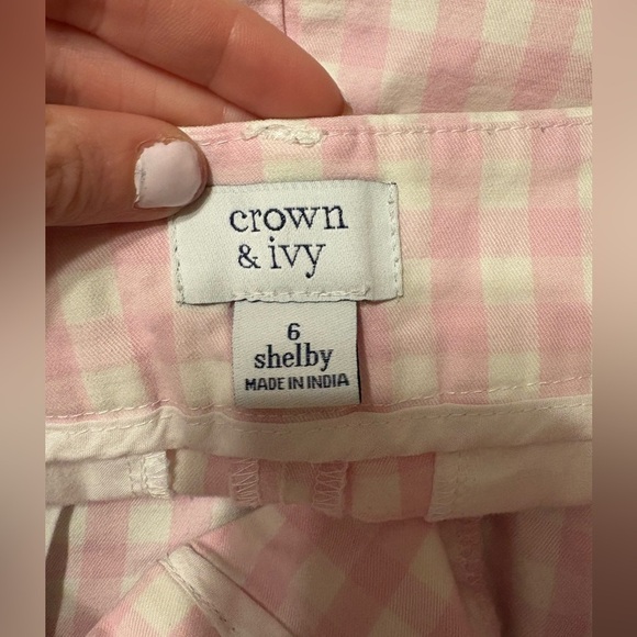 Crown & Ivy Pink Gingham Scalloped Hem Shorts size 6 - Picture 3 of 3